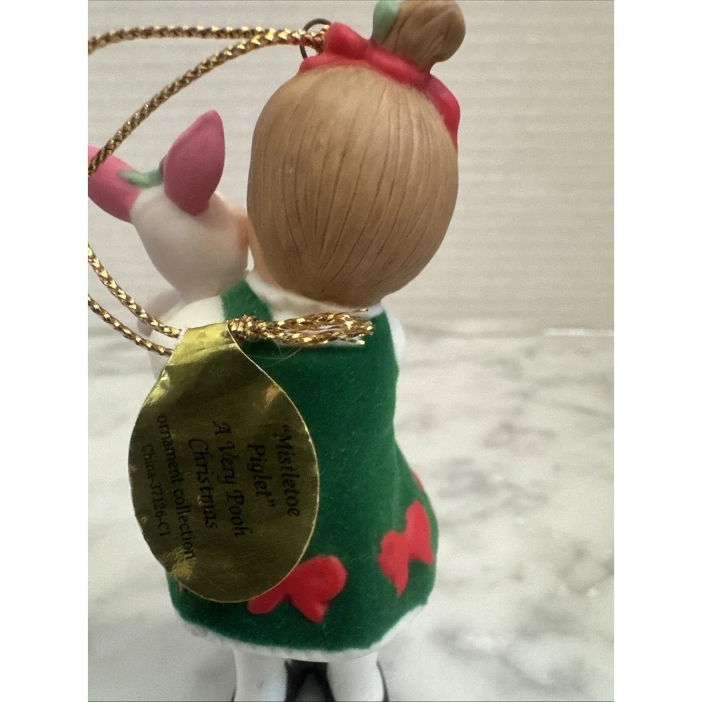 Ashton Drake Ornament Christmas Mistletoe Piglet Disney Vintage Flocked